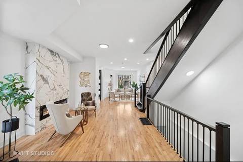 Bronzeville Brownstone project photo