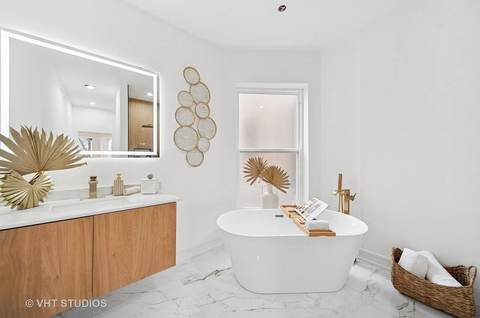 Bronzeville Brownstone project photo