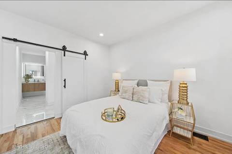 Bronzeville Brownstone project photo